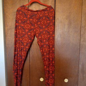 Lula Roe Tall and Curvy Leggings